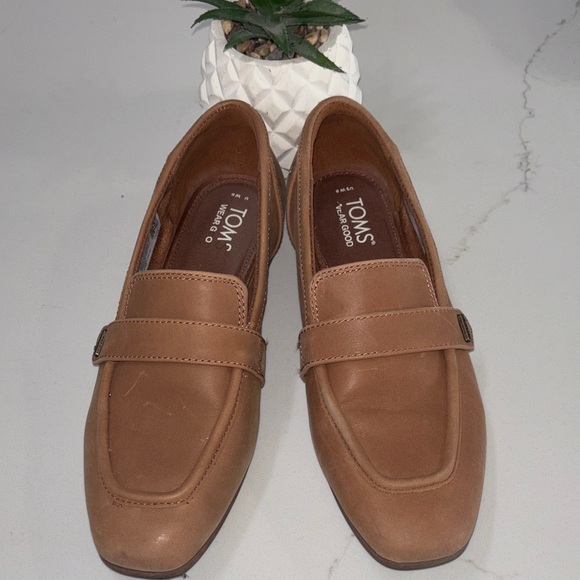 TOMS Lynette Tan Loafers- Sz 8 - Picture 2 of 5